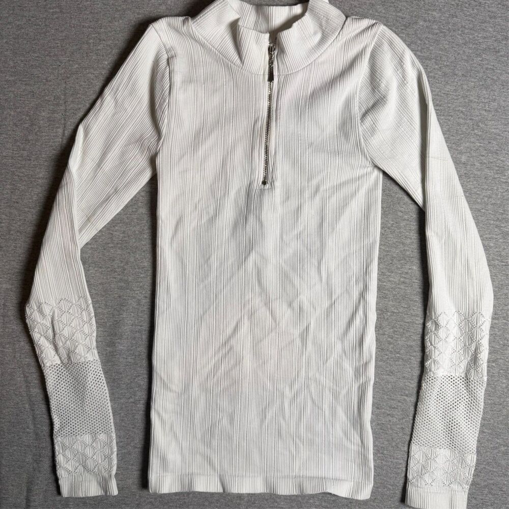 FP Movement Shimmer Layer Top Painted White Half Zip Lace Sleeve Size XS/S